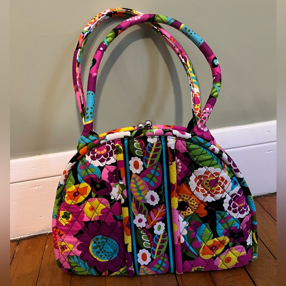 Vera Bradley Hand Bag with Kiss Lock Closure and Magnet Closure